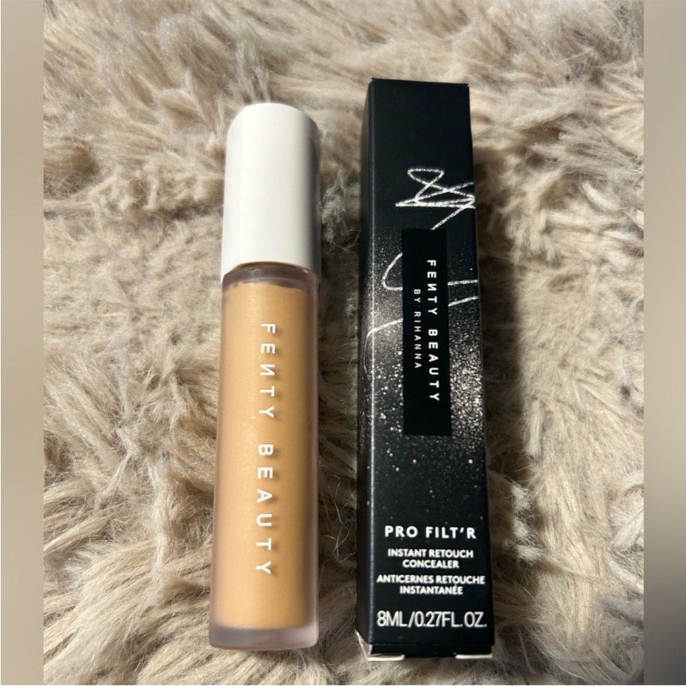 Fenty Beauty 350 Instant Retouch Liquid Concealer - Picture 6 of 7